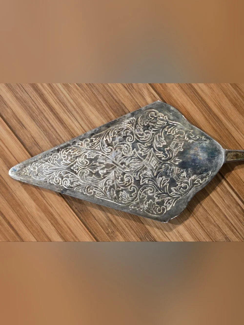 Silver Cake Server - Elegant Dessert Server